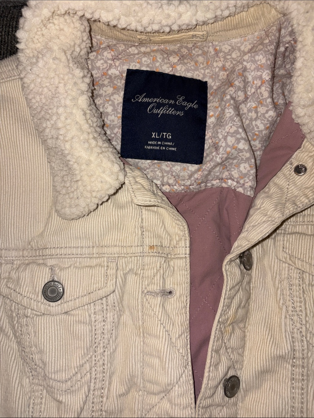 American Eagle Outfitters Cream Corduroy Sherpa Jacket with Dusty Rose Lining